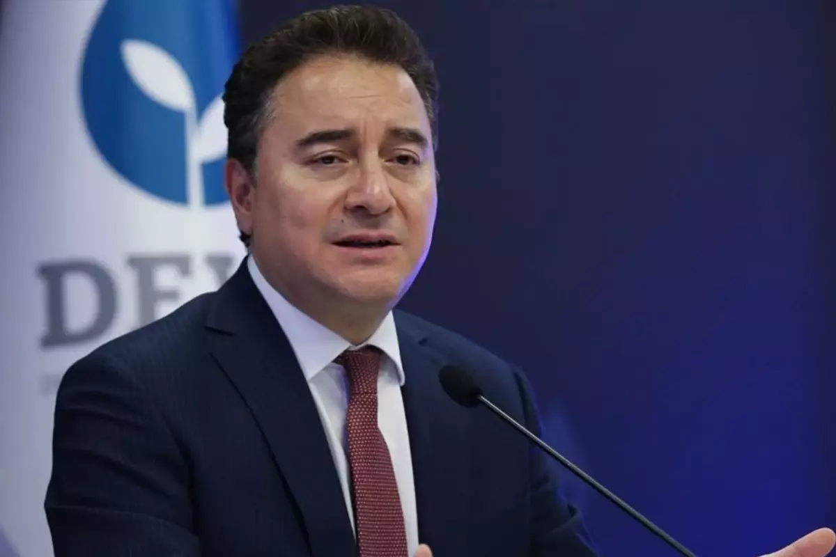 Ali Babacan ekonomik sorunların çözümünü kendinde buldu